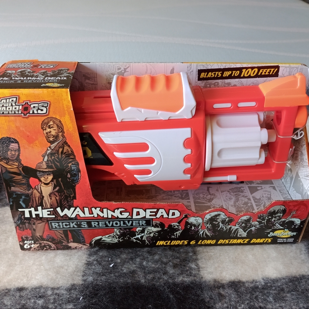 Buzzbee Toys Air Warriors The Walking Dead Rick's Revolver